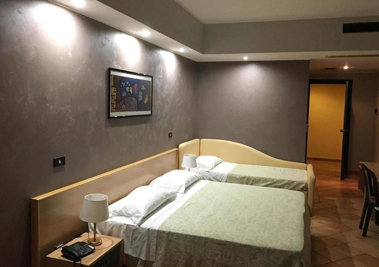 Hotel Federica ริอาเชมารินา ภายนอก รูปภาพ