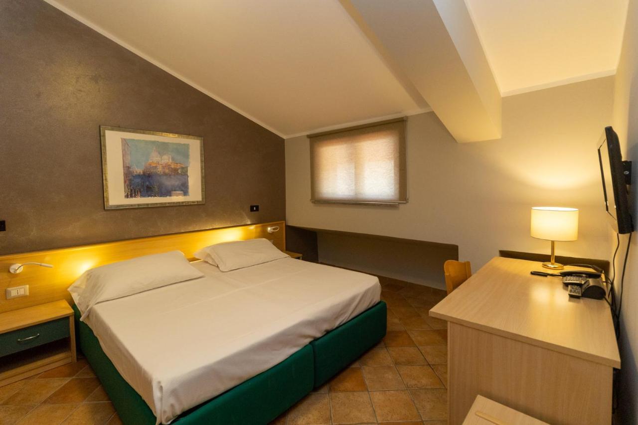Hotel Federica ริอาเชมารินา ภายนอก รูปภาพ
